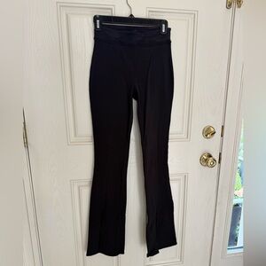 ALO YOGA bootcut flare leggings